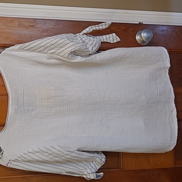 Blouse - Picture 2 of 2